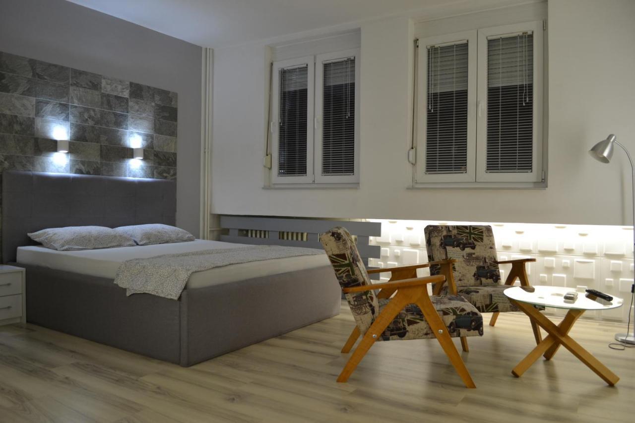 Lazarus Studio Apartment Skopje Esterno foto