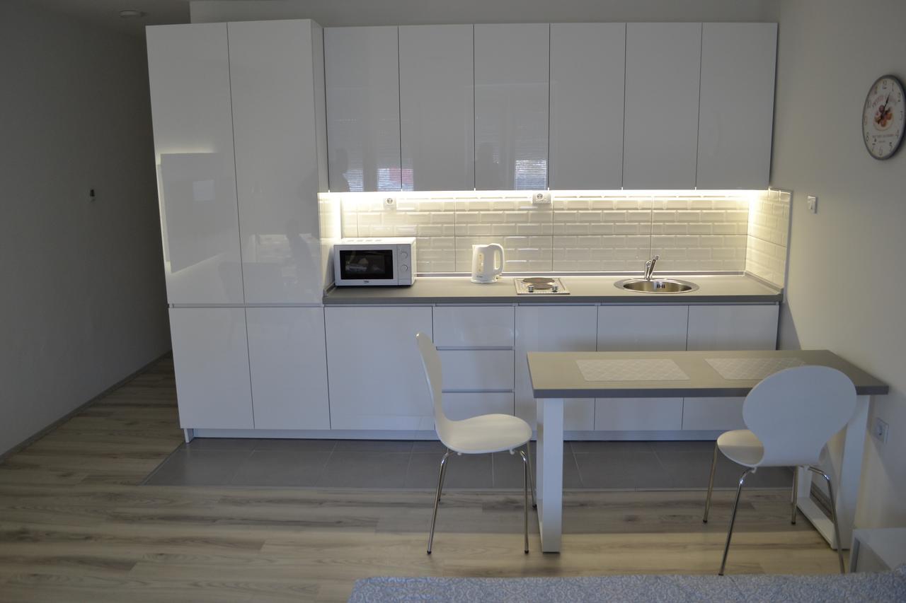 Lazarus Studio Apartment Skopje Esterno foto